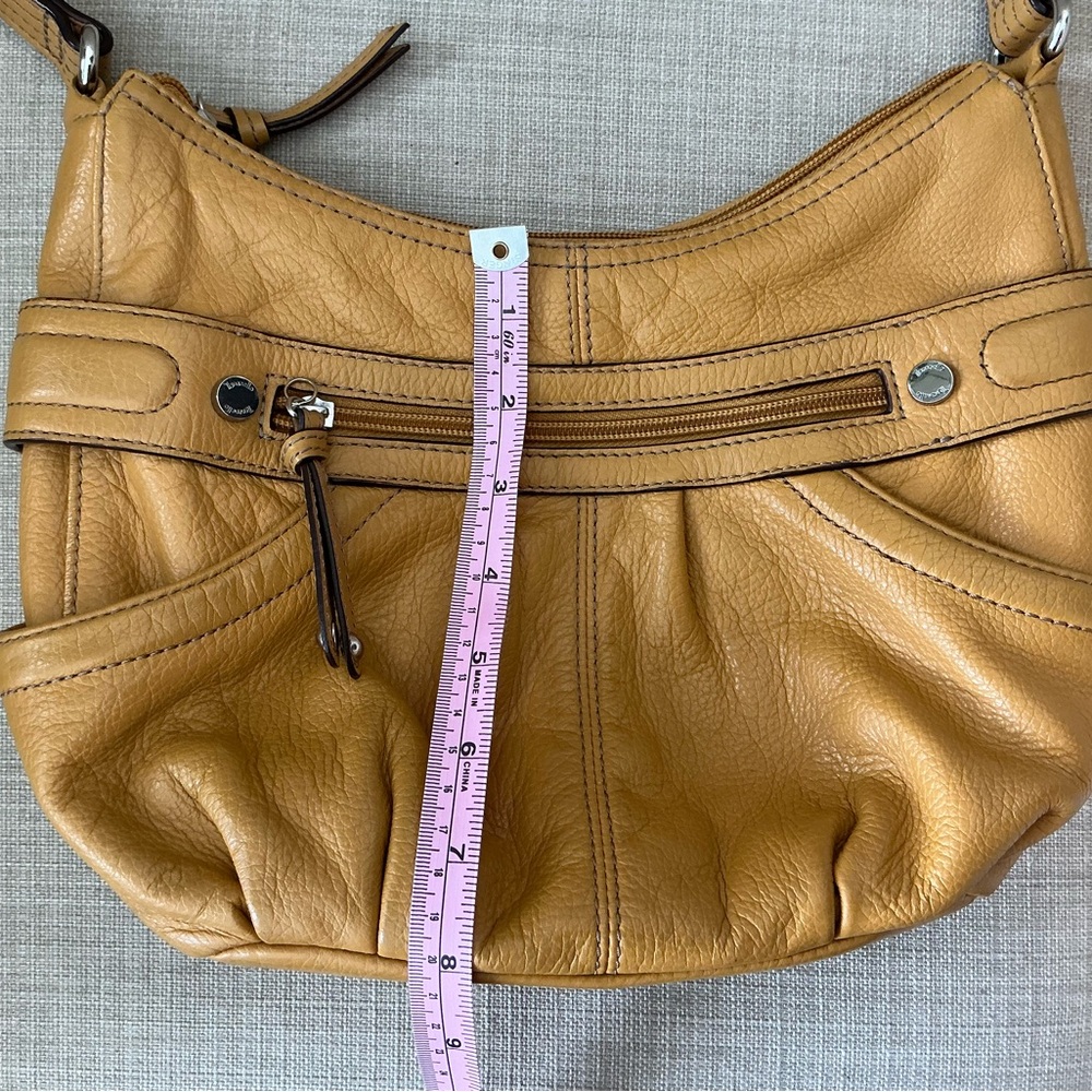 Tignanello Mustard Leather Shoulder Bag - Picture 9 of 10